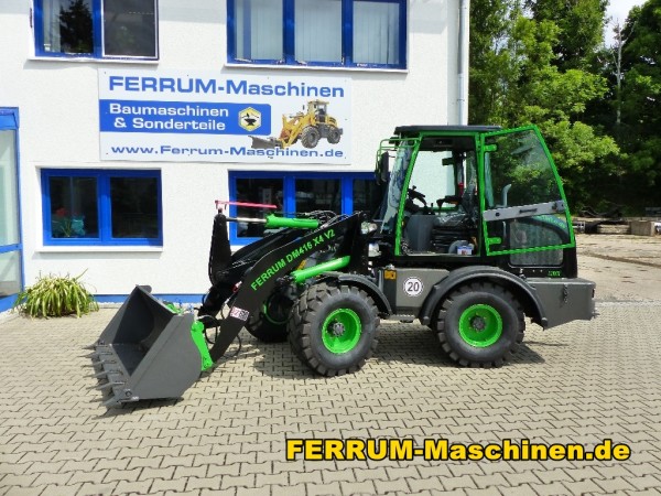 Radlader 2,2 Tonnen Hubkraft FERRUM DM416 x4 V2 Modell 2024 in schwarz / grün Mulda