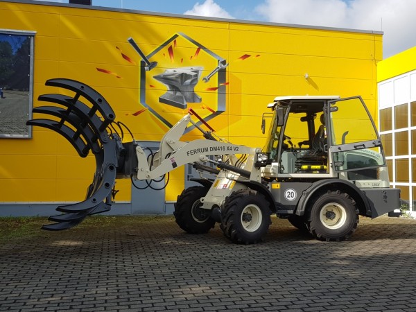 Radlader 2,2 Tonnen Hubkraft FERRUM DM416 x4 V2 Modell 2024 in weiss