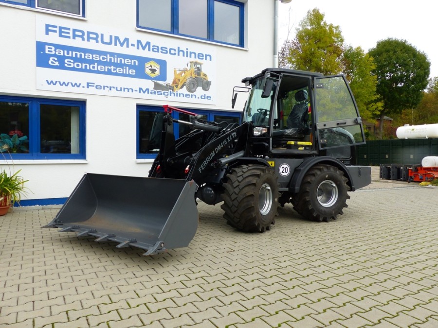 Radlader 2,2 Tonnen Hubkraft FERRUM DM416 x4 V2 Modell 2024 in schwarz