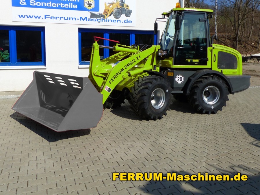 Radlader 2,6 t Hubkraft FERRUM DM522 x4 - über 2.600 kg limette MU