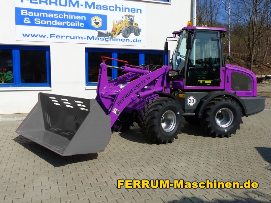 Radlader 2,6 t Hubkraft FERRUM DM522 x4 - über 2.600 kg in verkehrspurpur RAL4006 MU